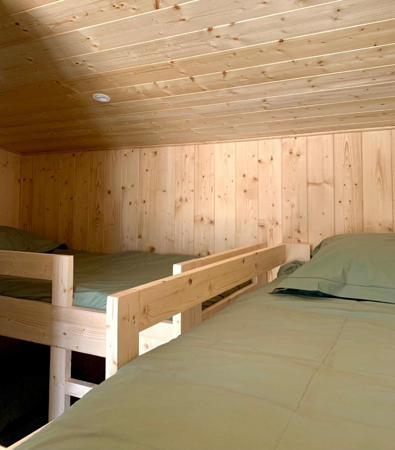 La Petite Auberge Insolite 圣艾菲力克 外观 照片